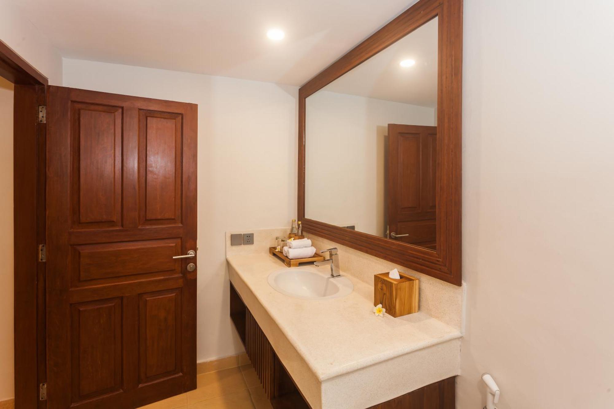 Ghana Villa Seminyak By Pramana Villas Kültér fotó