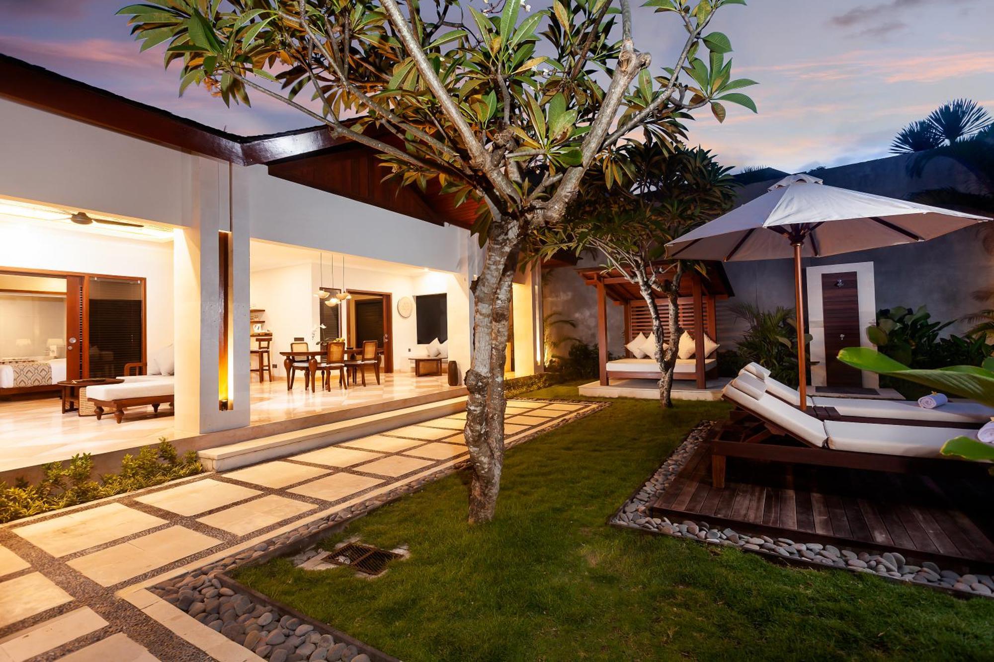 Ghana Villa Seminyak By Pramana Villas Kültér fotó