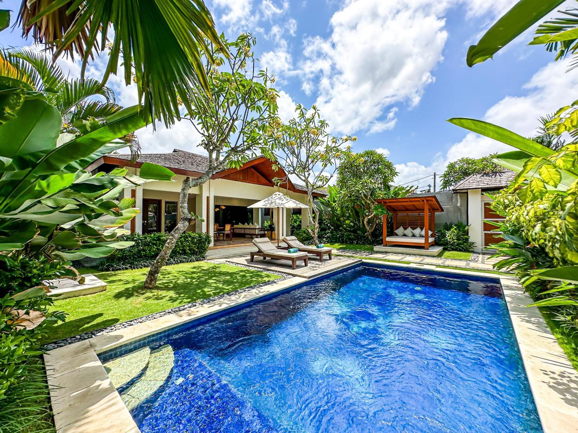 Ghana Villa Seminyak By Pramana Villas Kültér fotó
