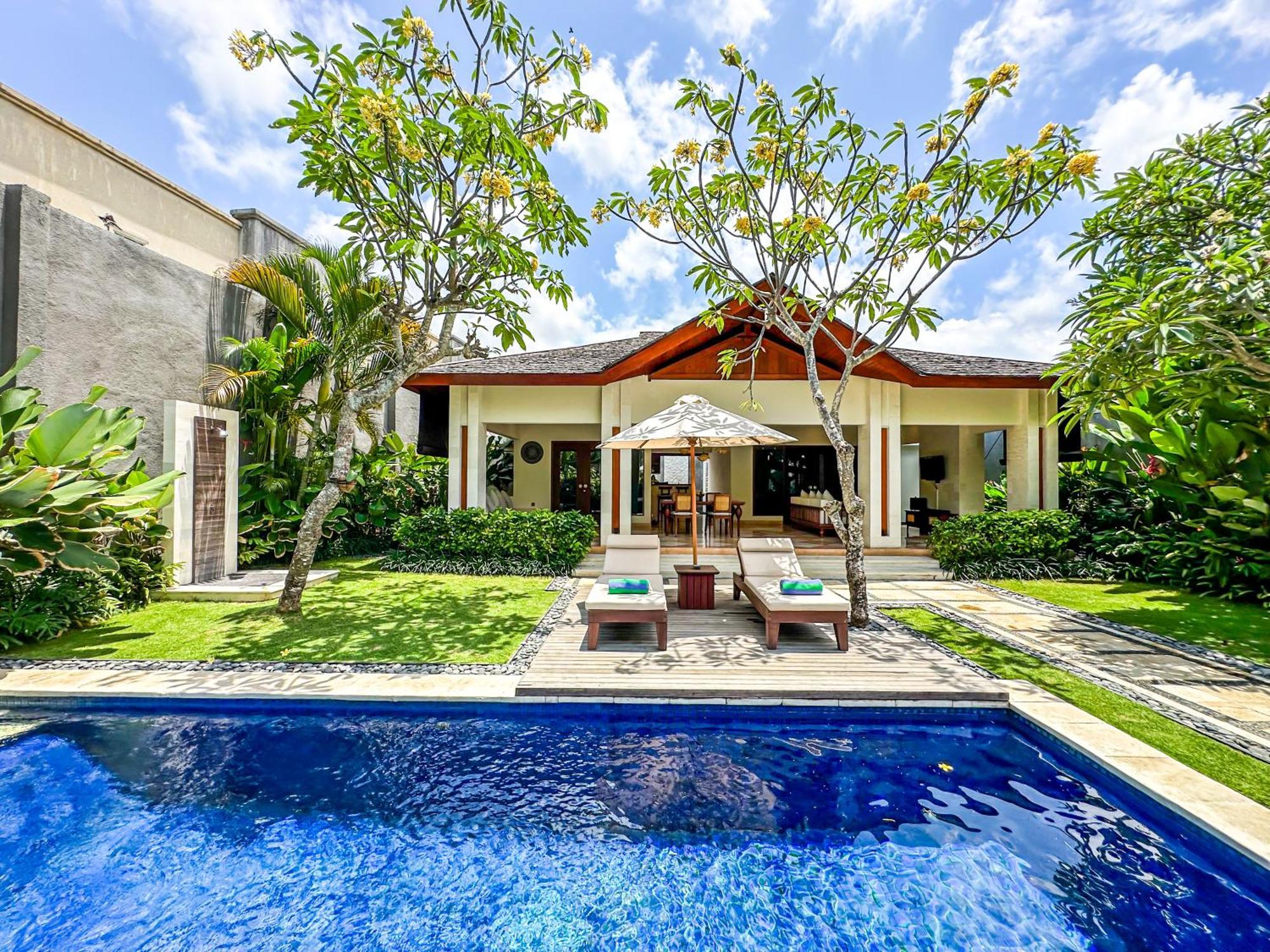 Ghana Villa Seminyak By Pramana Villas Kültér fotó